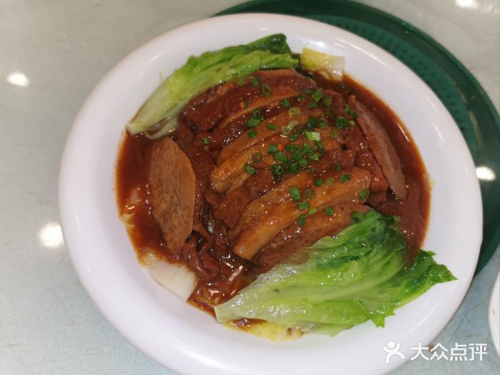 余蔭山房附近美食